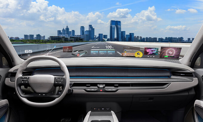 홀로그래픽 윈드실드 디스플레이 기술 예상 모습